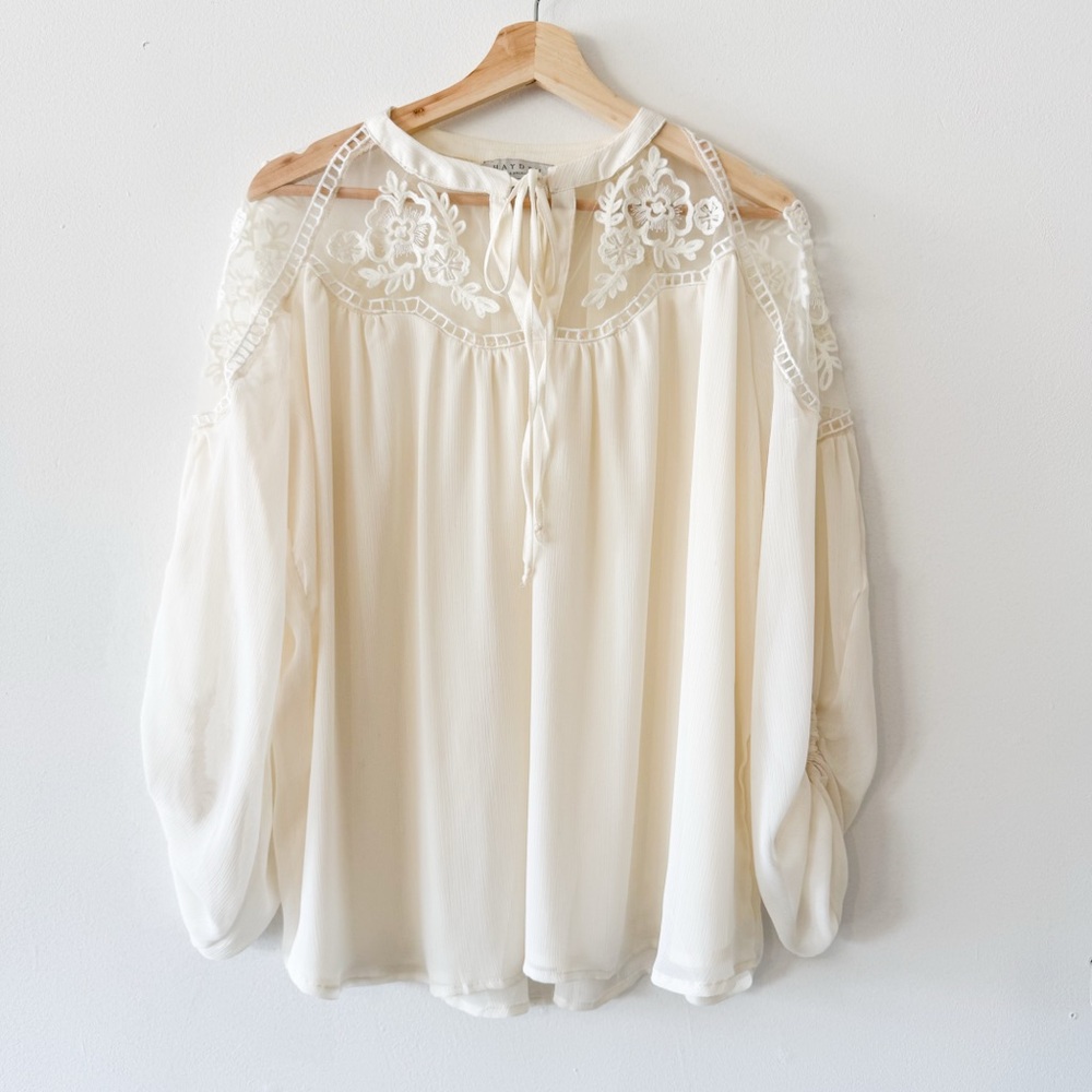 Hayden‎ Cream Floral Lace Blouse Size S/M